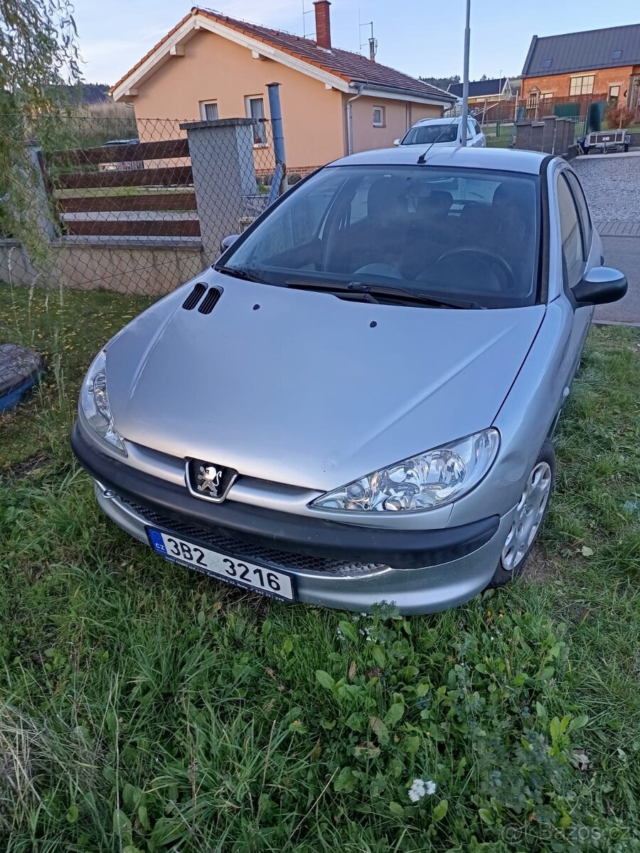 Peugeot 206