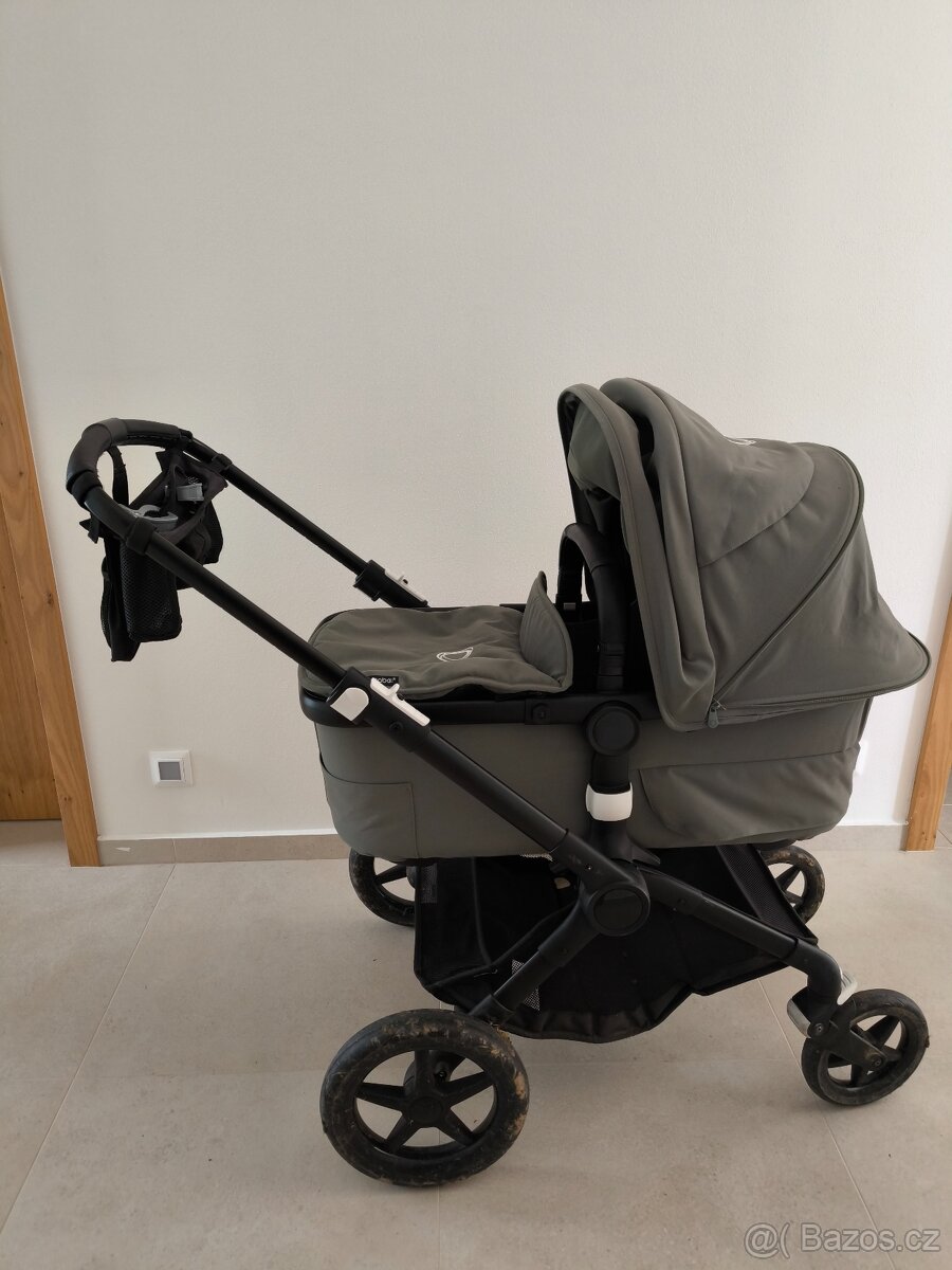 Kočárek Bugaboo Fox 3 complete BLACK/FOREST GREEN-FOREST GRE