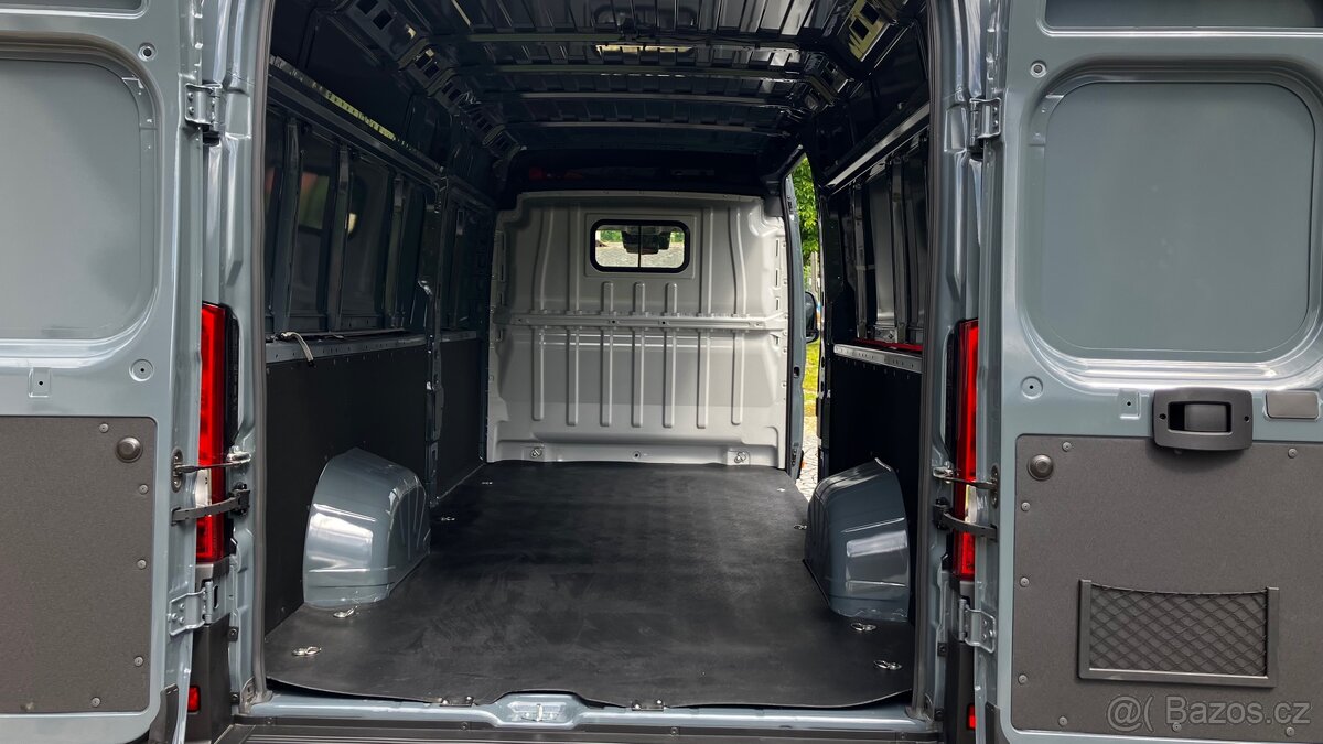 Gumová podlaha pro L4