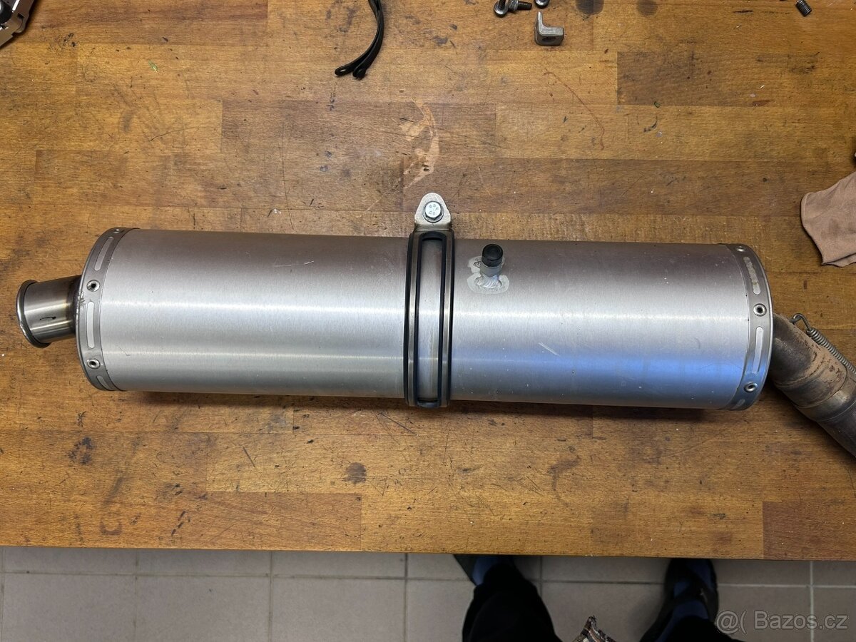 Originální výfuk Yamaha TT600R nebo RE