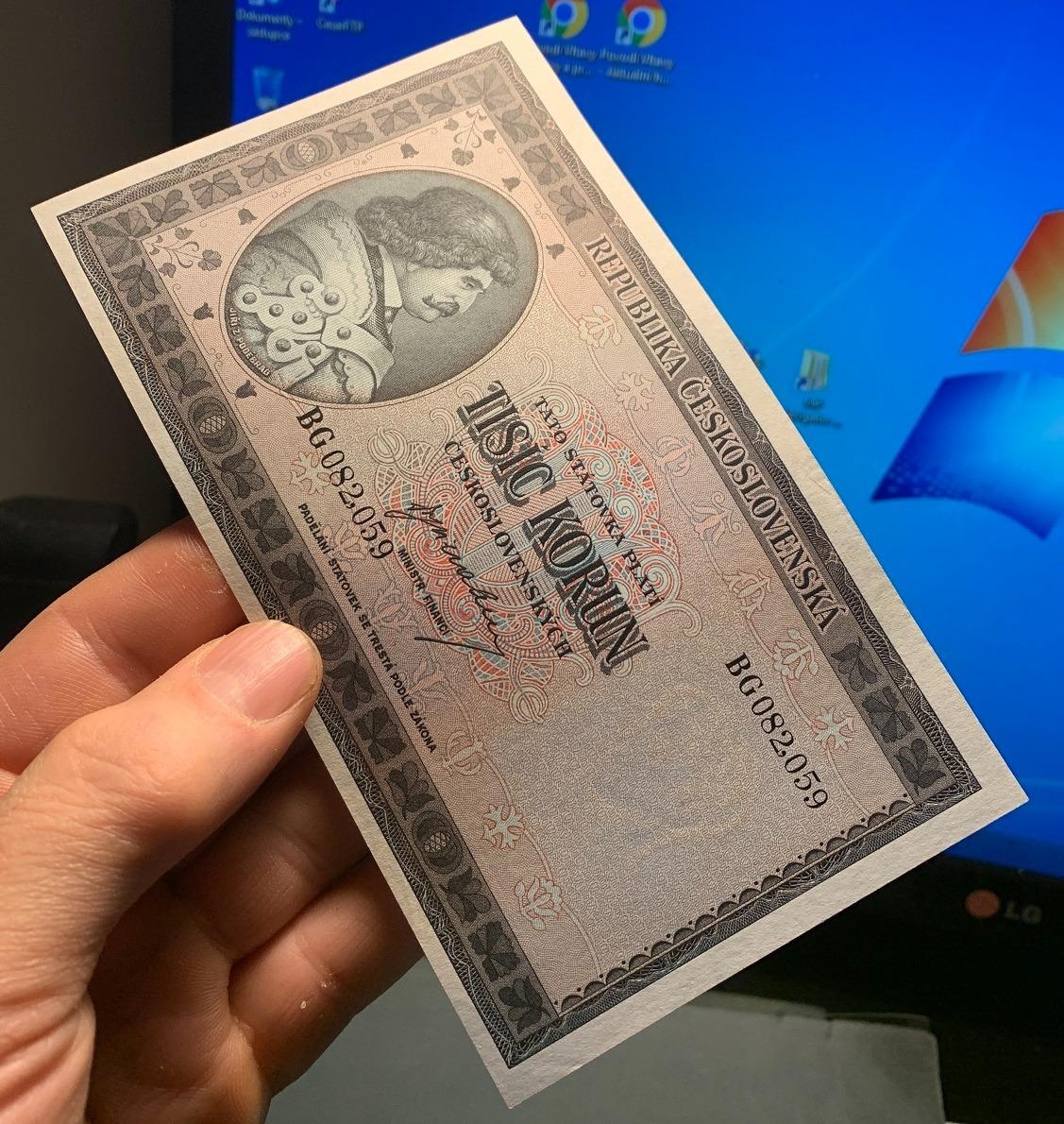 Staré bankovky 1000 kčs 1945 bezvadný stav UNC