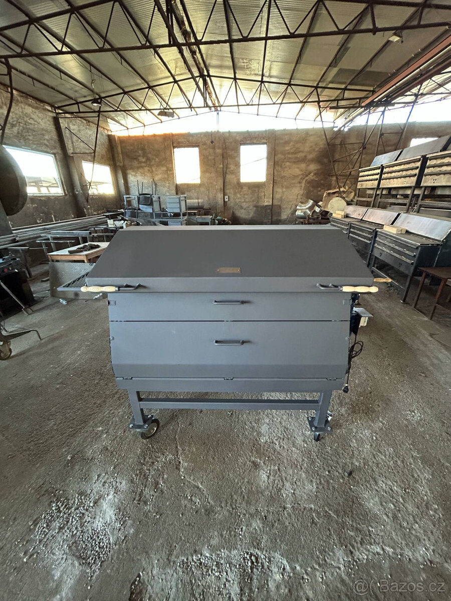 Půjčování grilu na sele, půjčovna