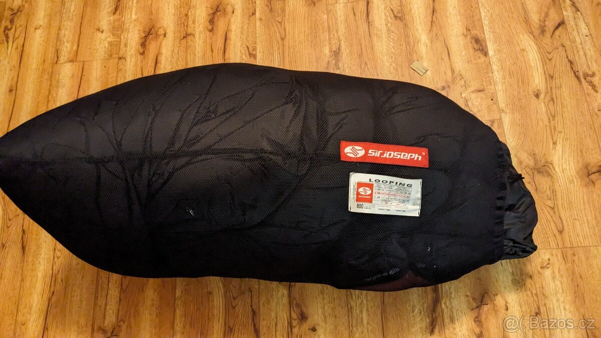 Péřový spacák Sir Joseph Looping I 900