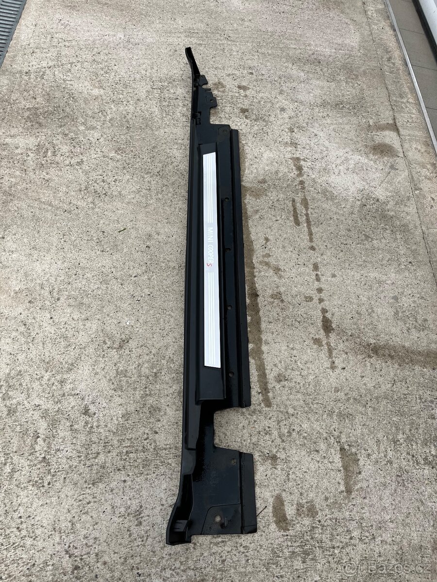 Levý plastový práh Mini Cooper S R53