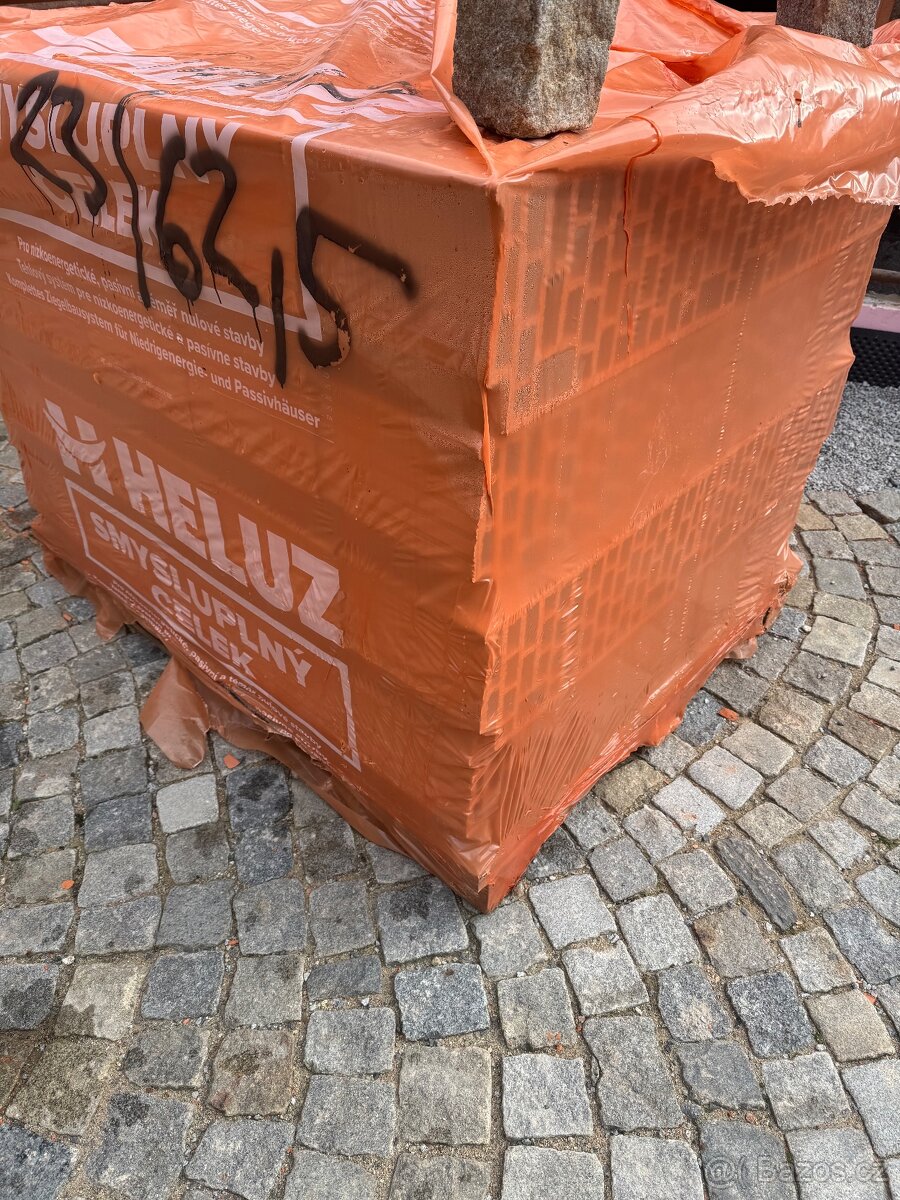 Stropní vložka HELUZ MIAKO 23/62,5