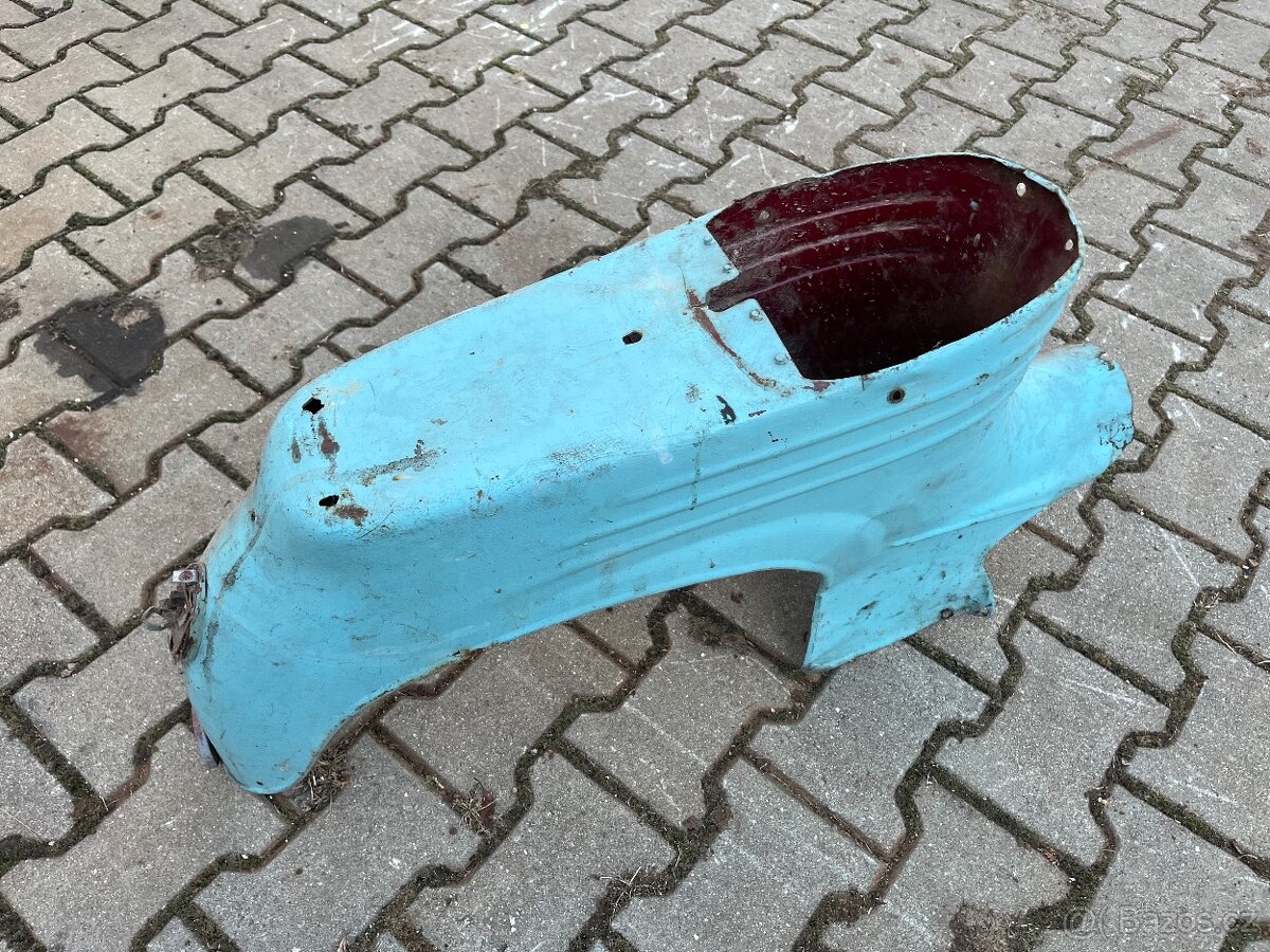 Prodám na Jawa 20, 05, 21 podsedlový plech, blatník