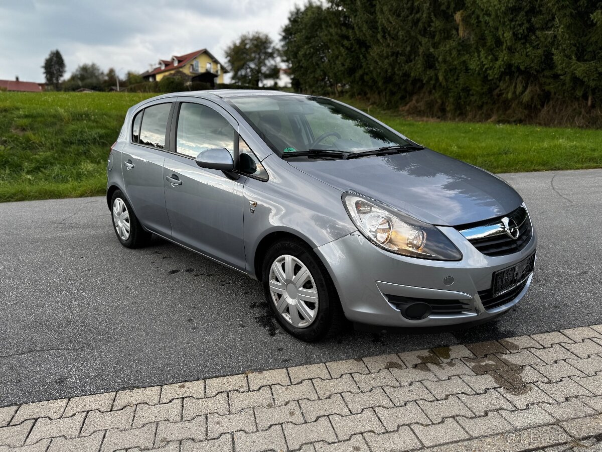 Opel Corsa D 1.2 63kW