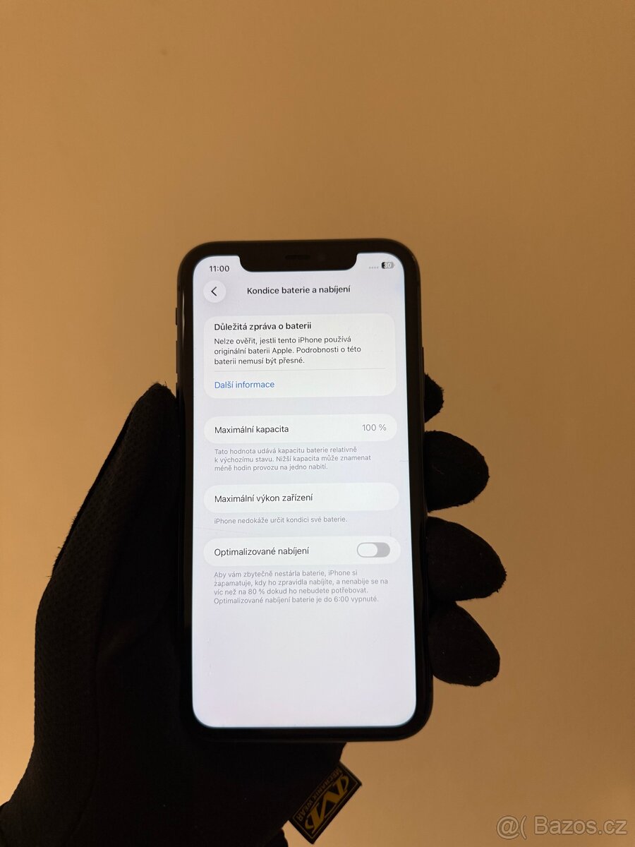 iPhone 11 64GB černý