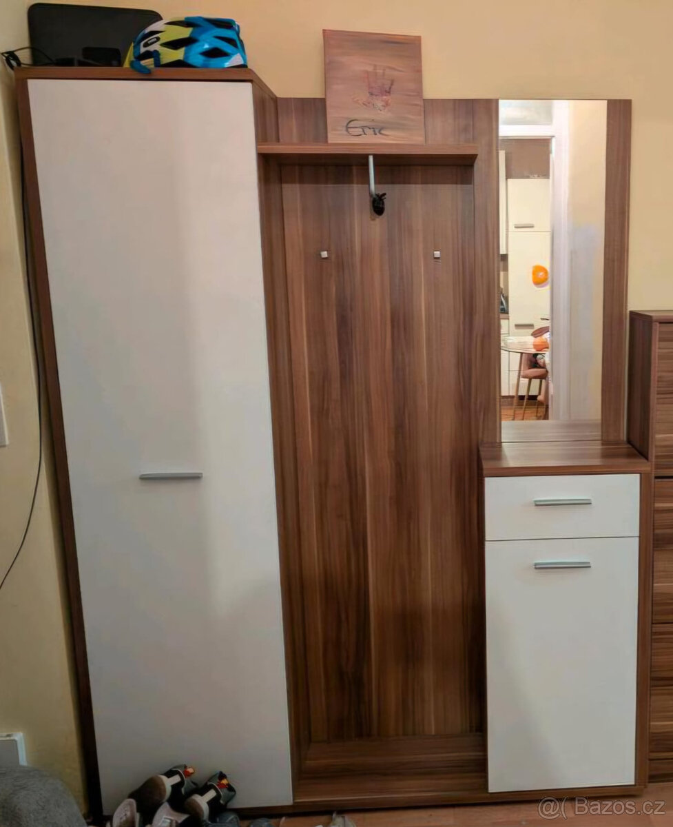 Předsíňová souprava