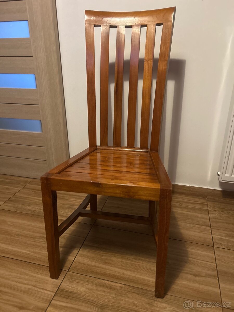 Jídelní teakové židle