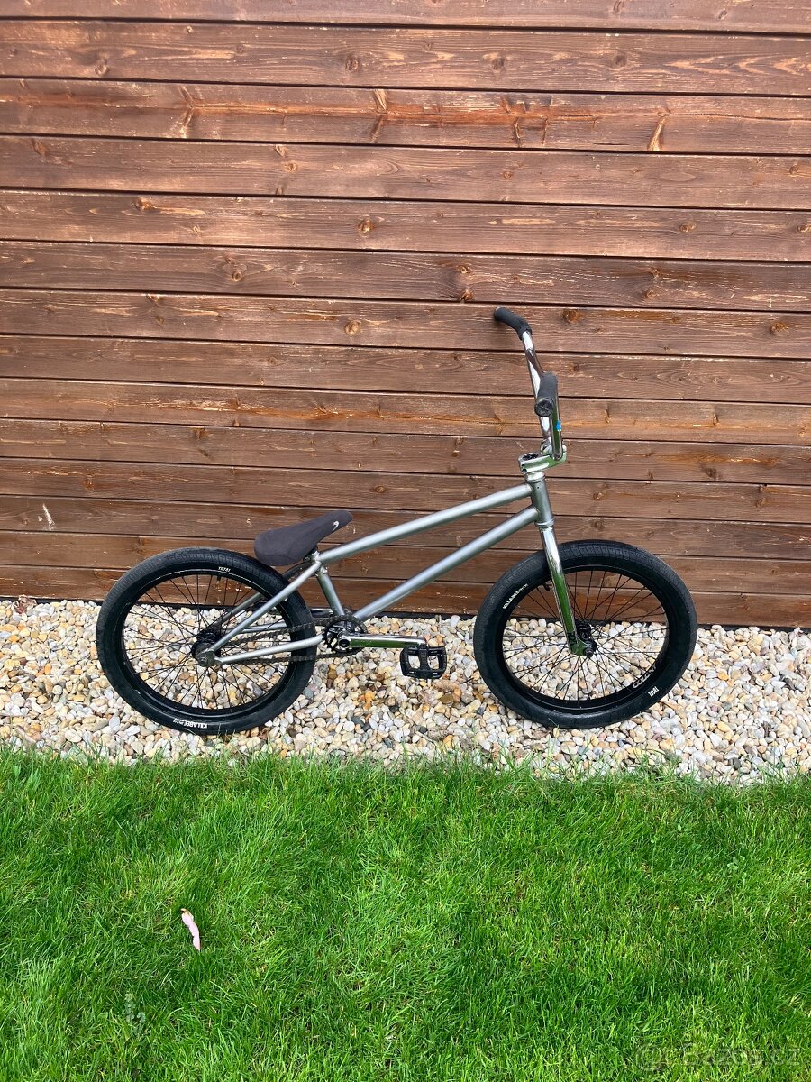BMX total, colony