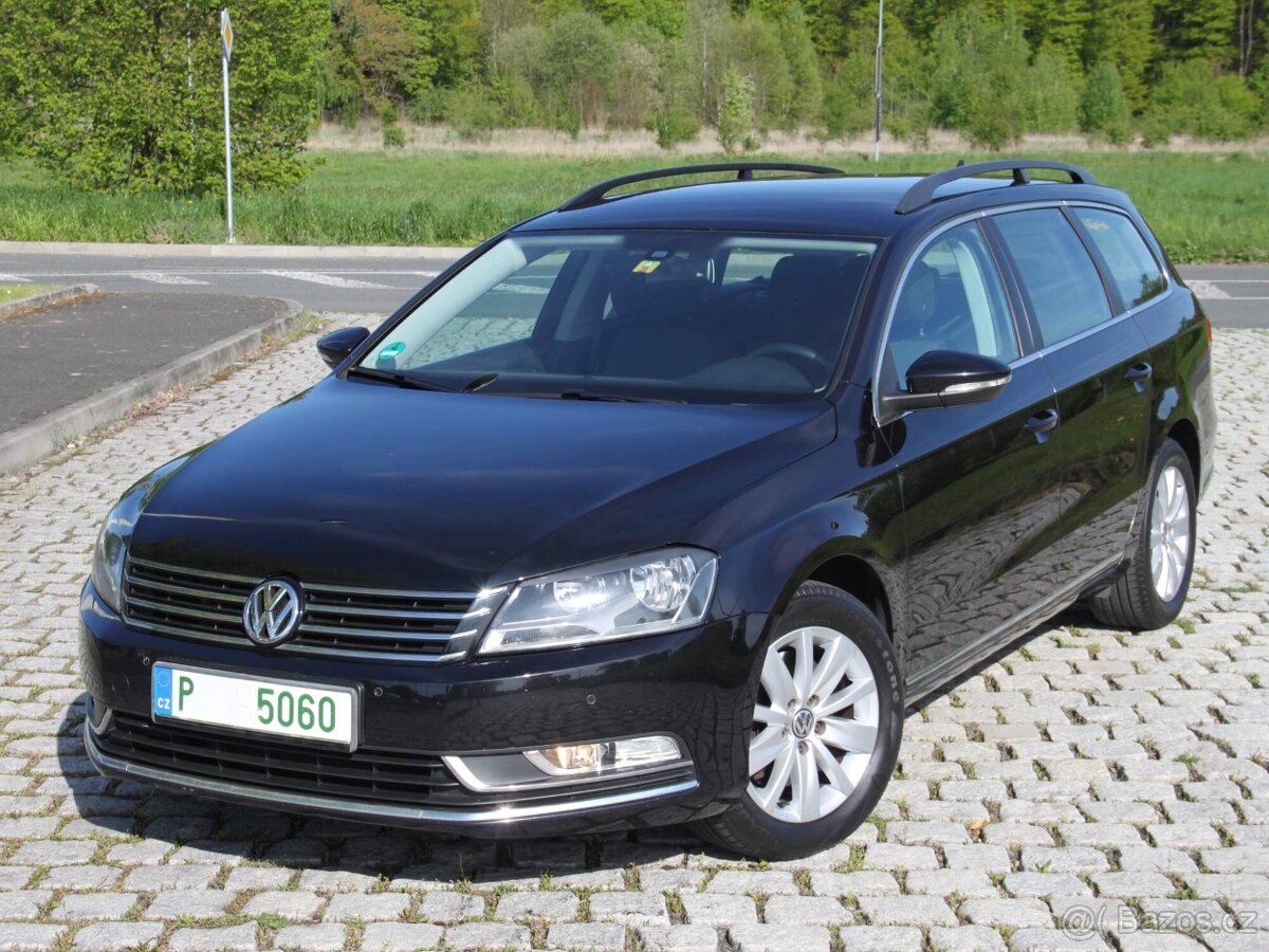 PASSAT B7, 2.0Tdi-103kw,COMFORTLINE,RNS315,2xPDC,Výhřevy,r12