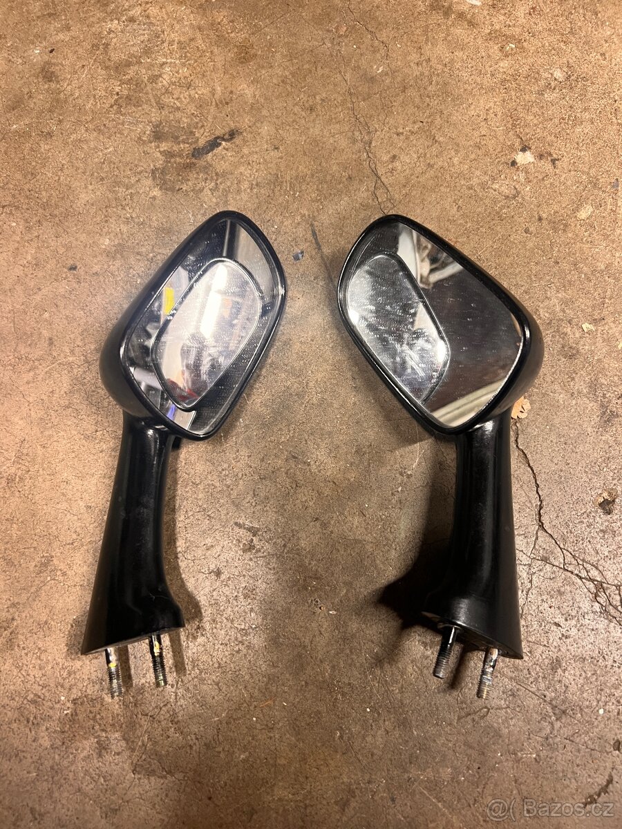 Honda cbr 400 Rr nebo vfr 400