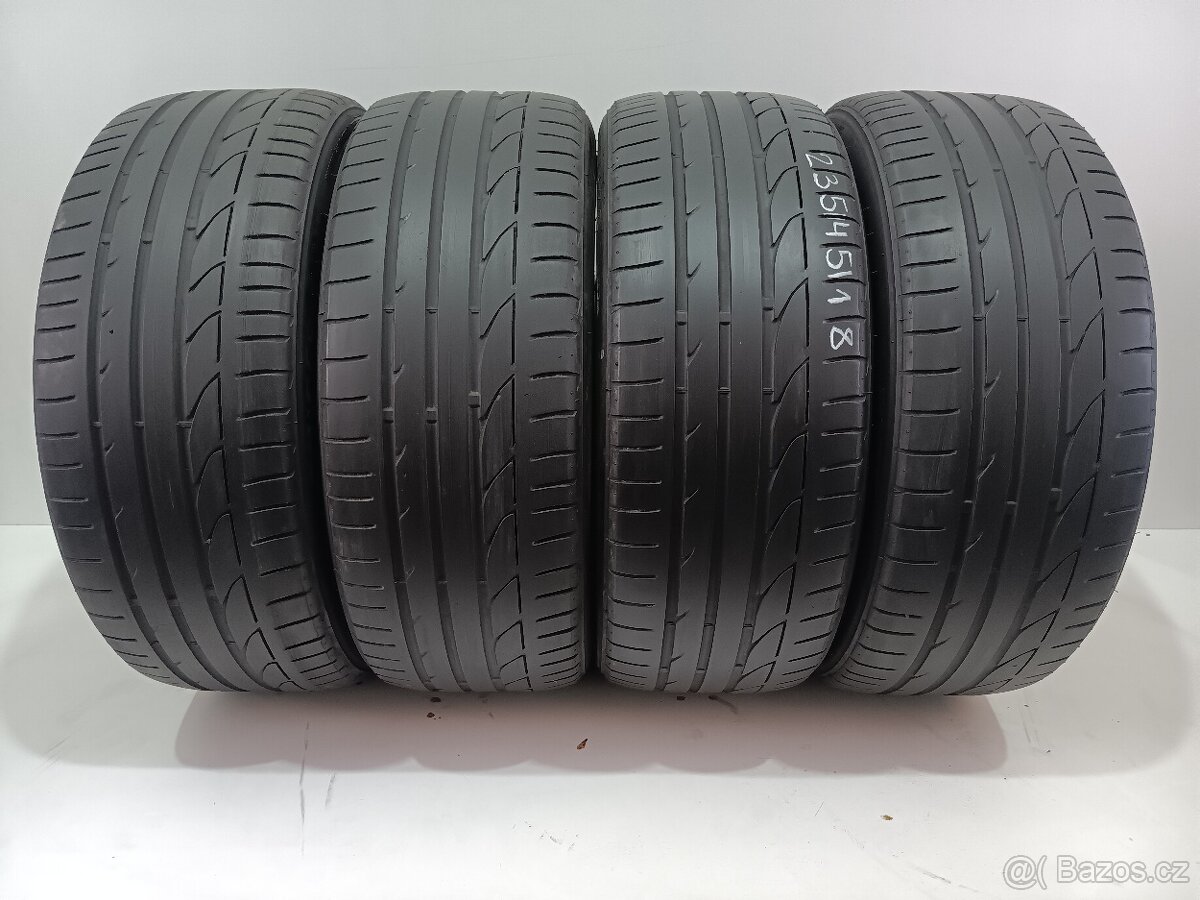 Letní pneu 235/45/18 Bridgestone