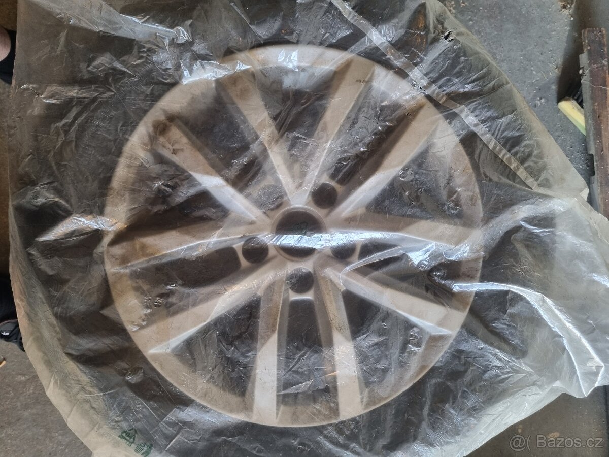 Originál sada disků VW Passat B8 5x112 R16 Merano