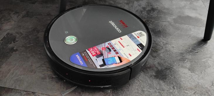 Robotický vysavač Concept VR3000