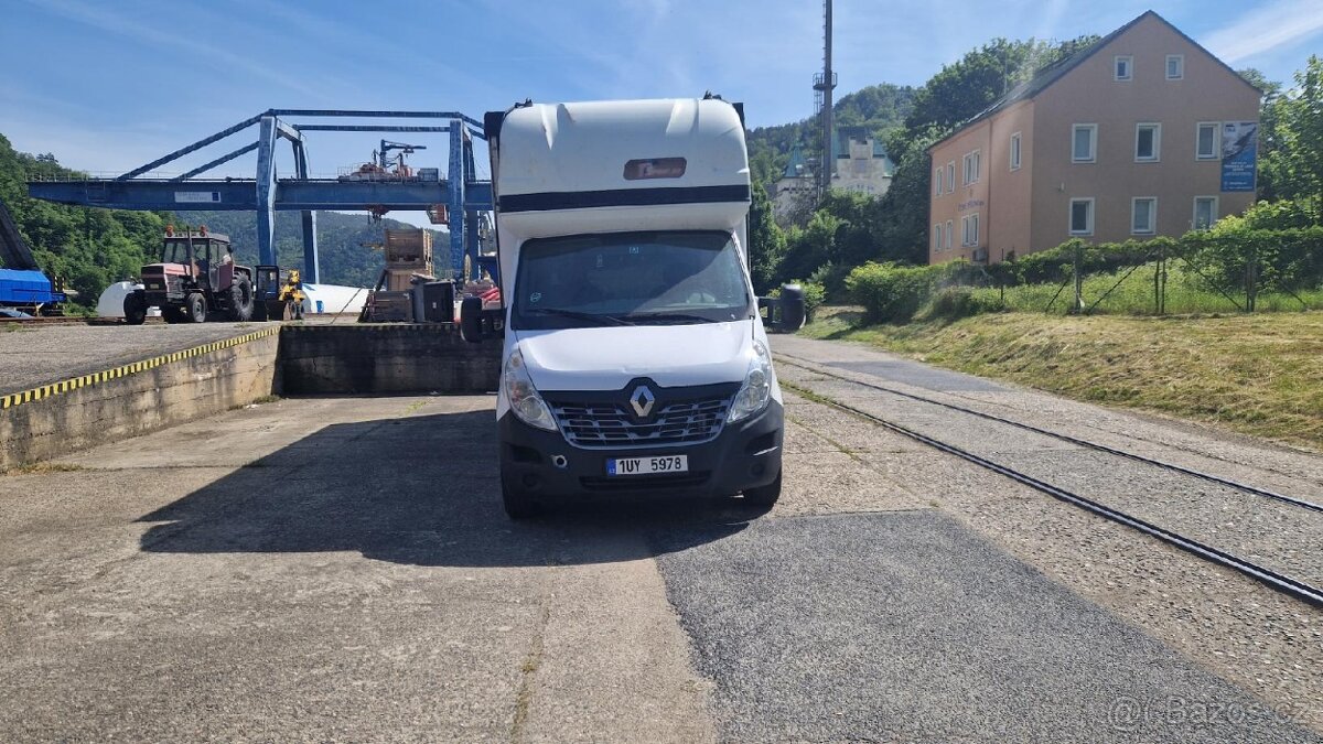 Renault Master 2,3 valník 110 kW 2014 10 pal.