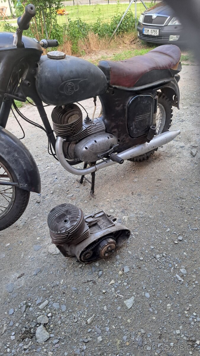 Cz 125