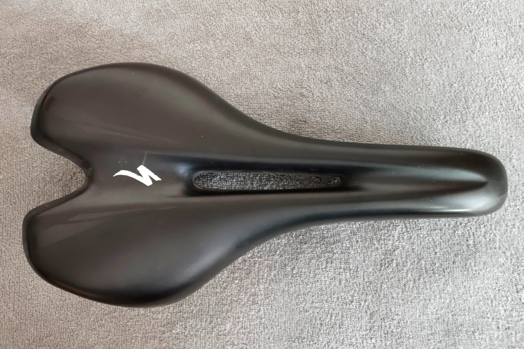 sedlo SPECIALIZED SPORT 143mm
