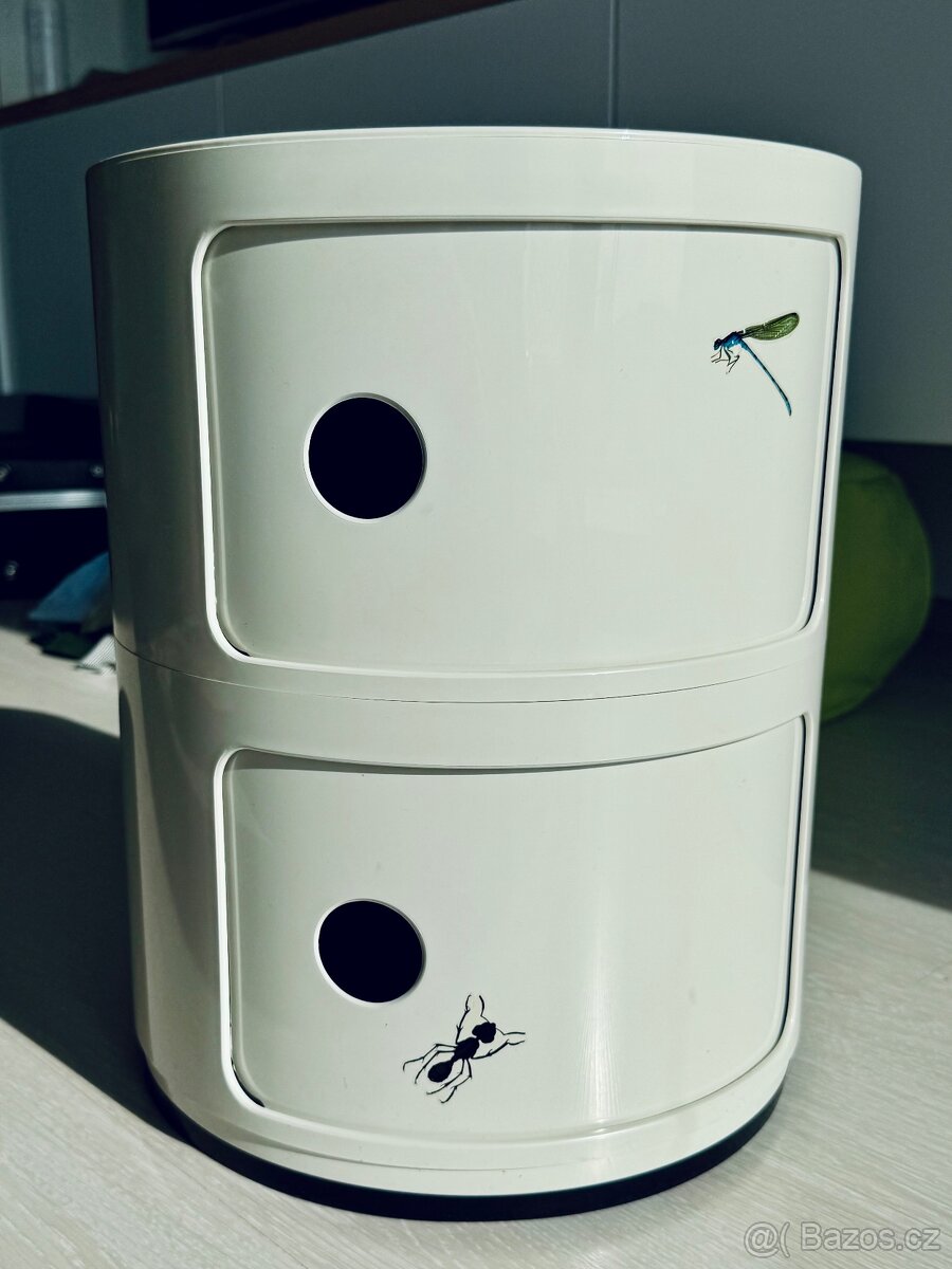 Odkládací stolek úložný box designový značkový KARTEL