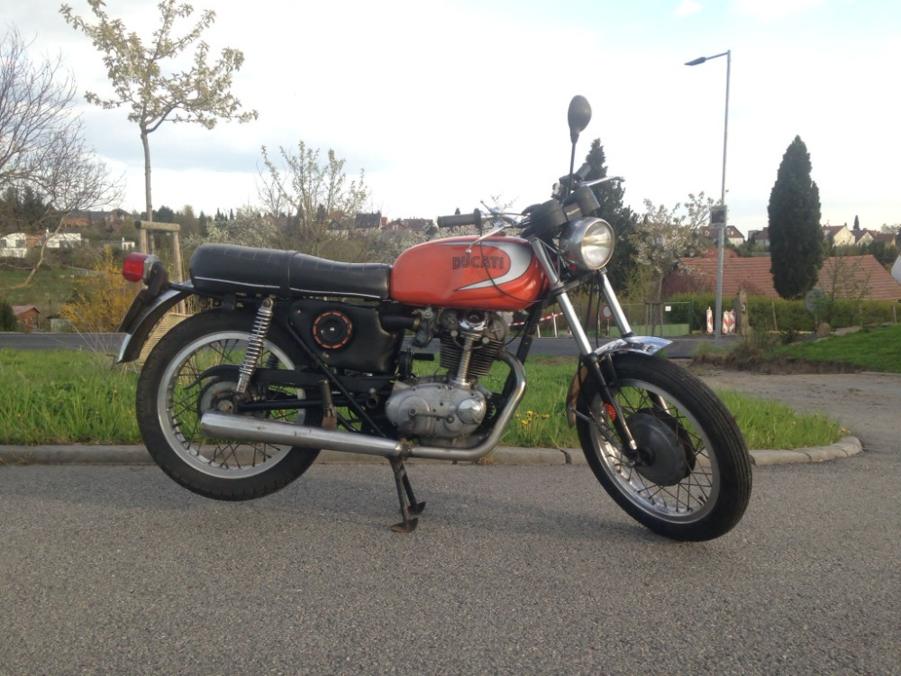Ducati 250 Road