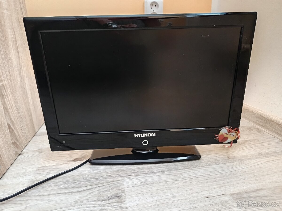 Televize plus set-top box