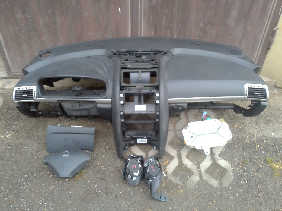 Peugeot 407 sada airbagů