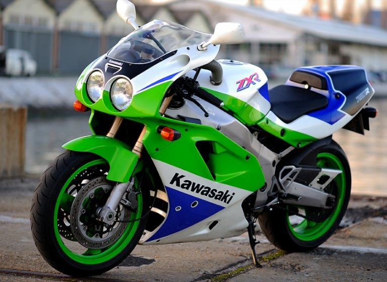 Kawasaki ZXR 750 typ J