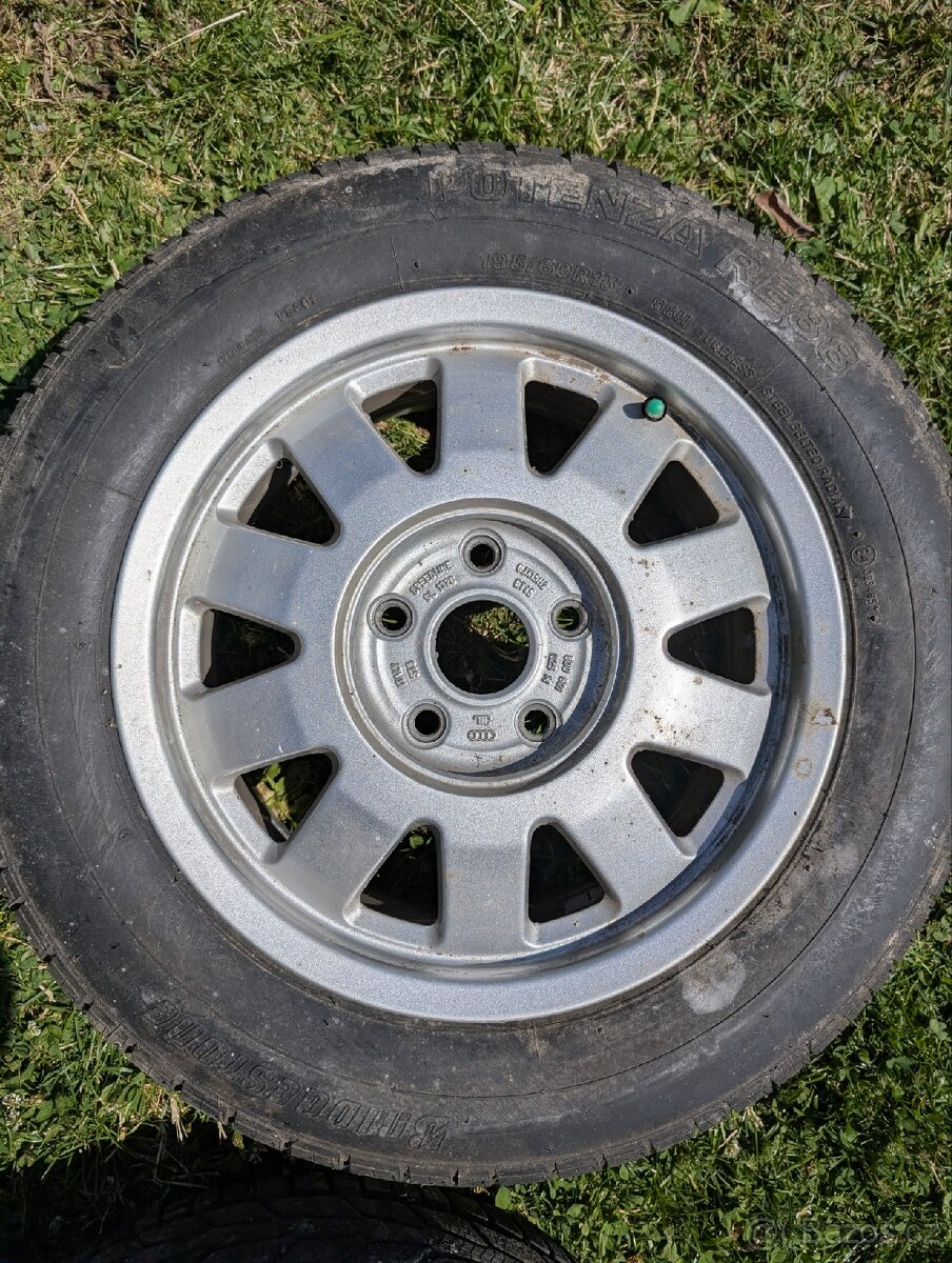 ALU R15x6.5 5x122 ET45 AUDI 1KS
