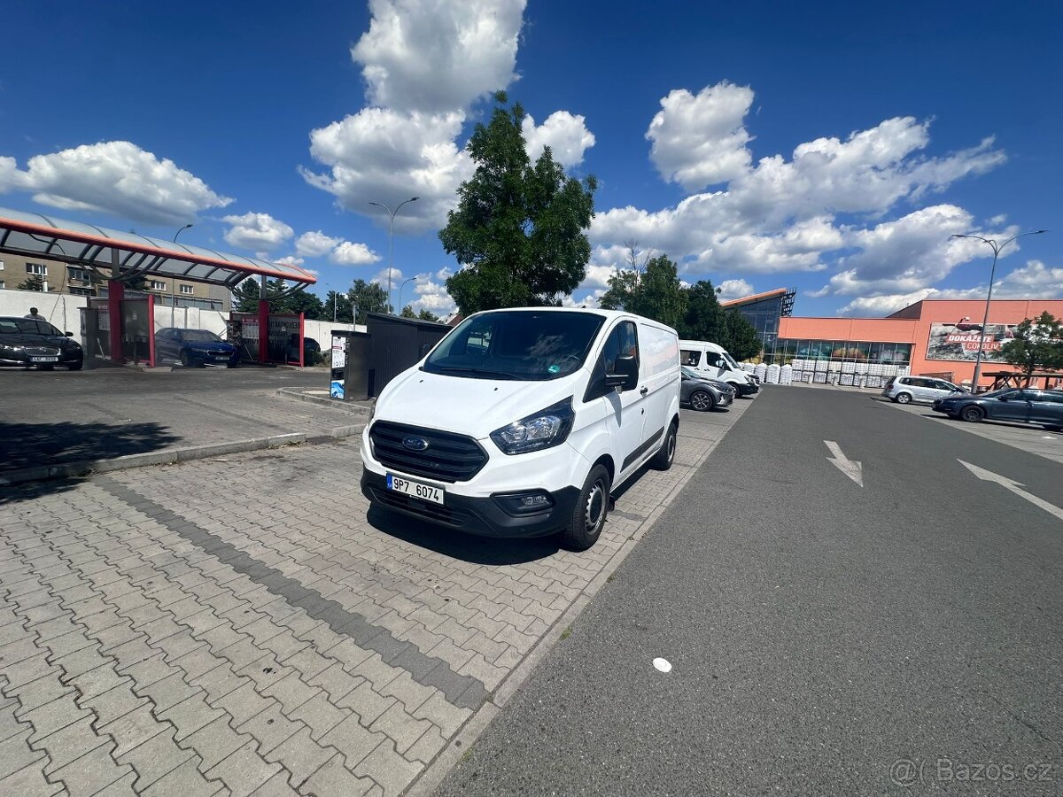 Ford Transit Custom 2.0 TDCi (Servisováno, málo najeto)