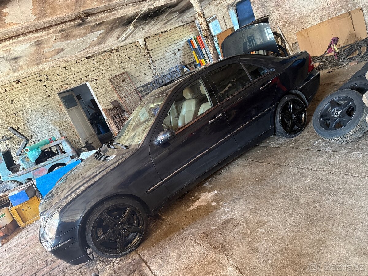 Mercedes c320 elegance