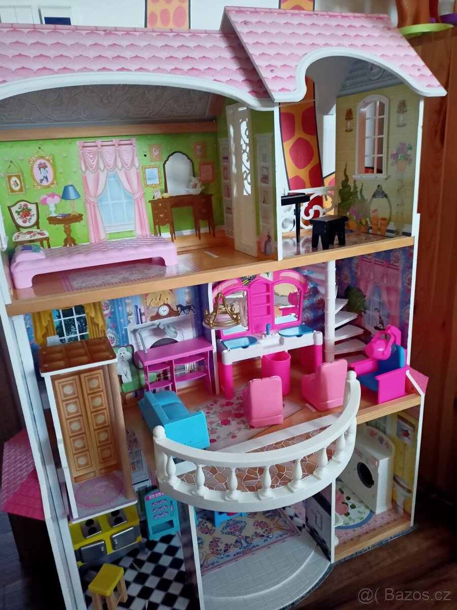 Domeček Kidkraft pro barbie