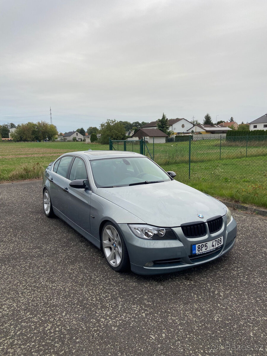 Bmw e90 330i