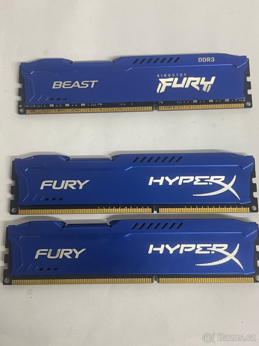 3x RAM DDR3 celkem 16gb
