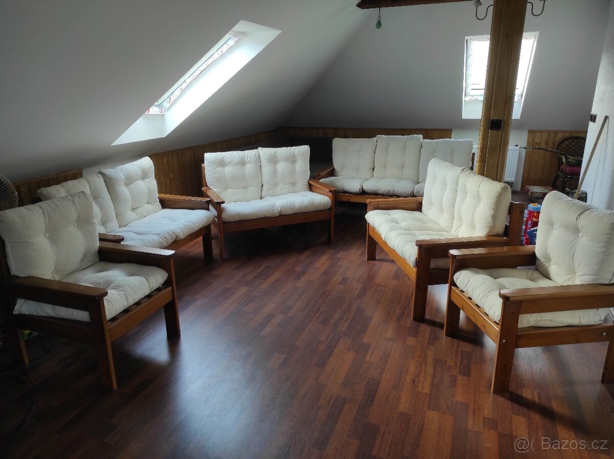 Venkovní sedací souprava masiv