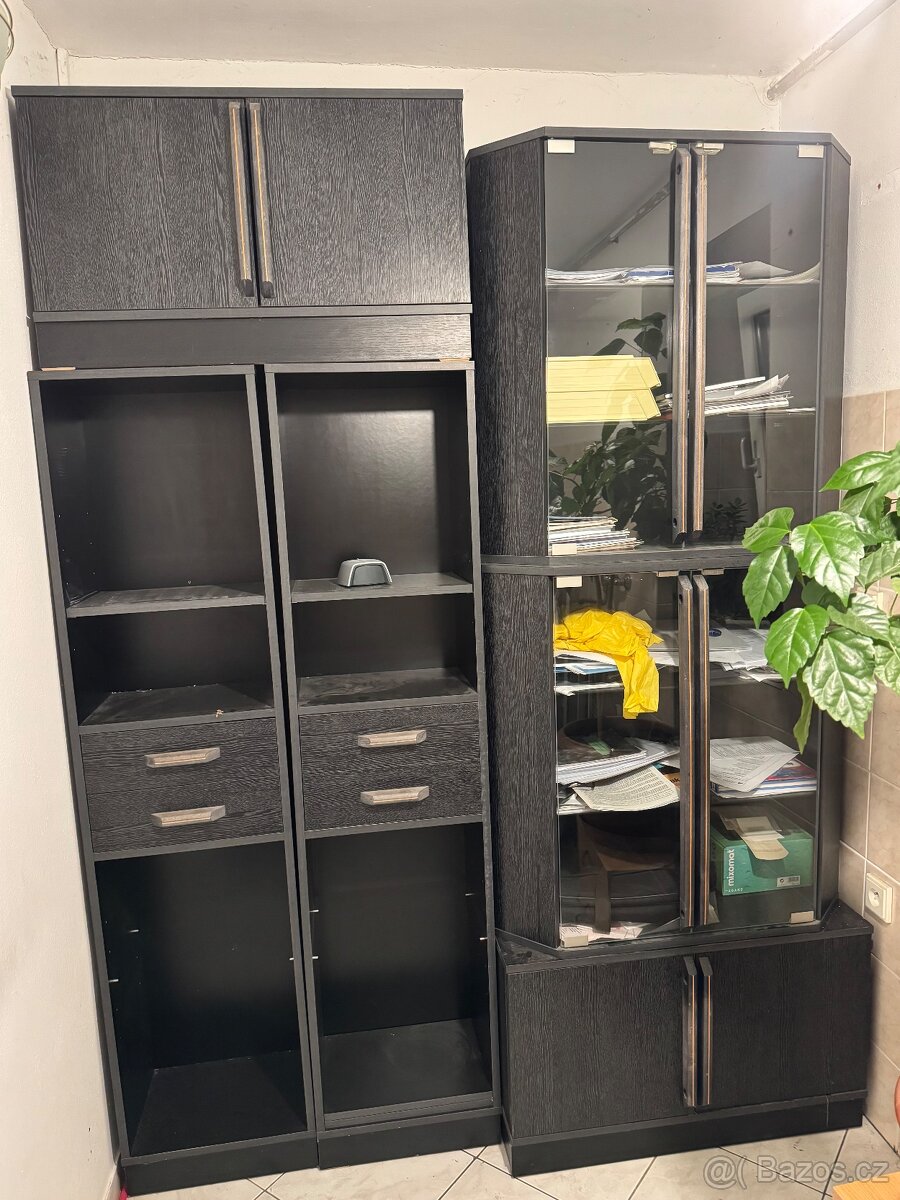 Obývací stěna černá