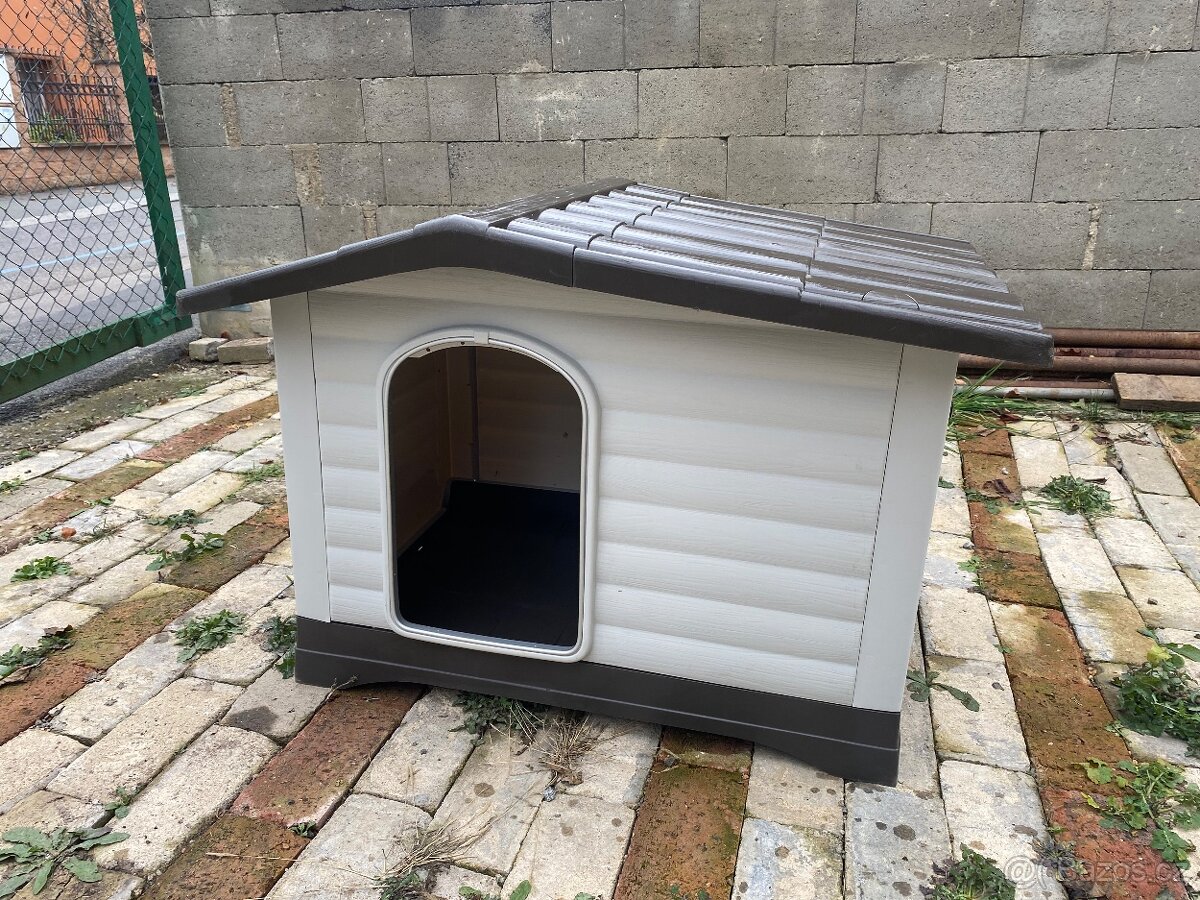 Bouda pro psa plastová Ferplast Dogvilla 110