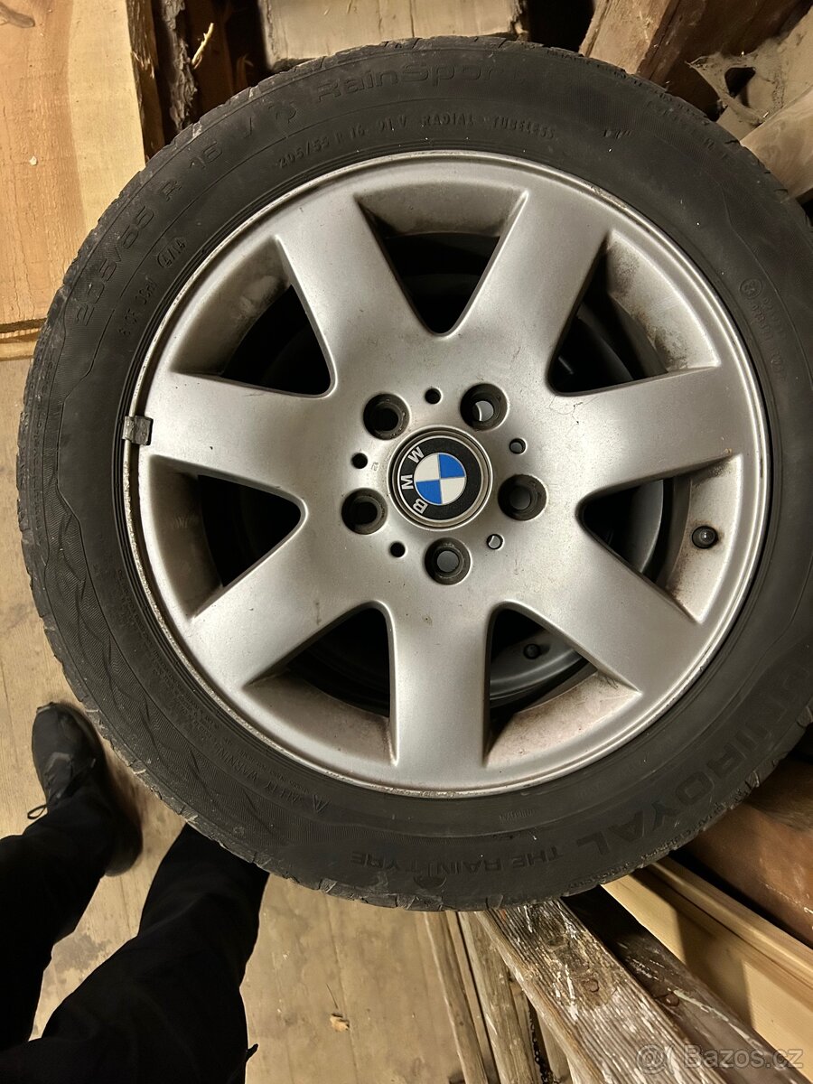 BMW kola 205/55 R16 letní