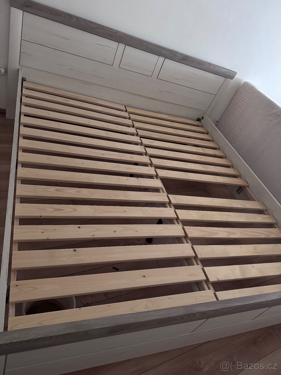 Prodám rám postele 180/200