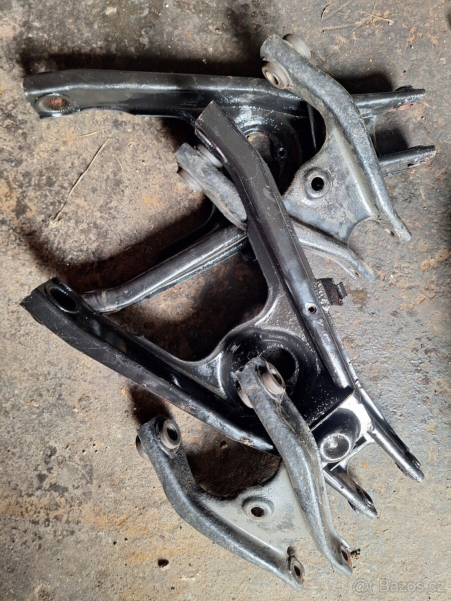 Ramena nápravy Škoda 105 120