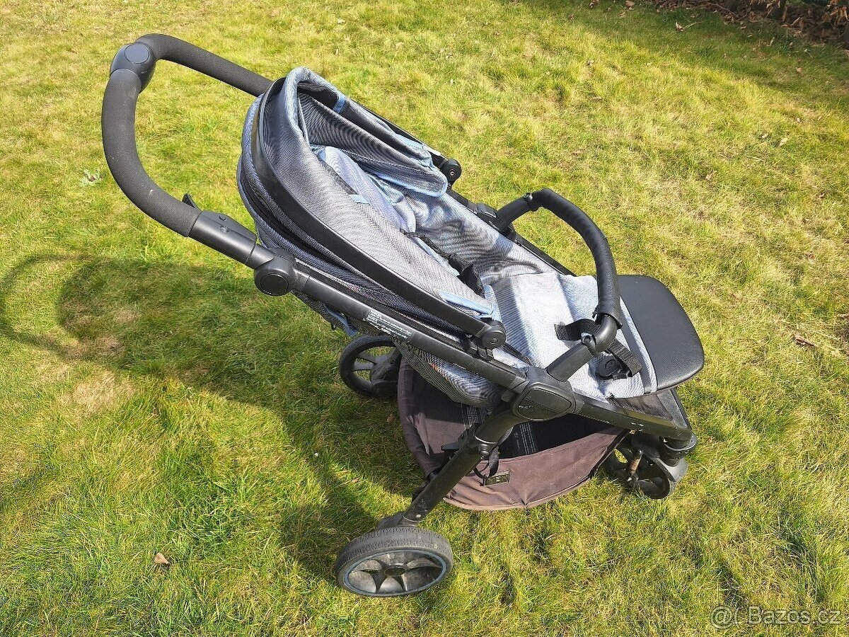 Sportovní kočárek Moon