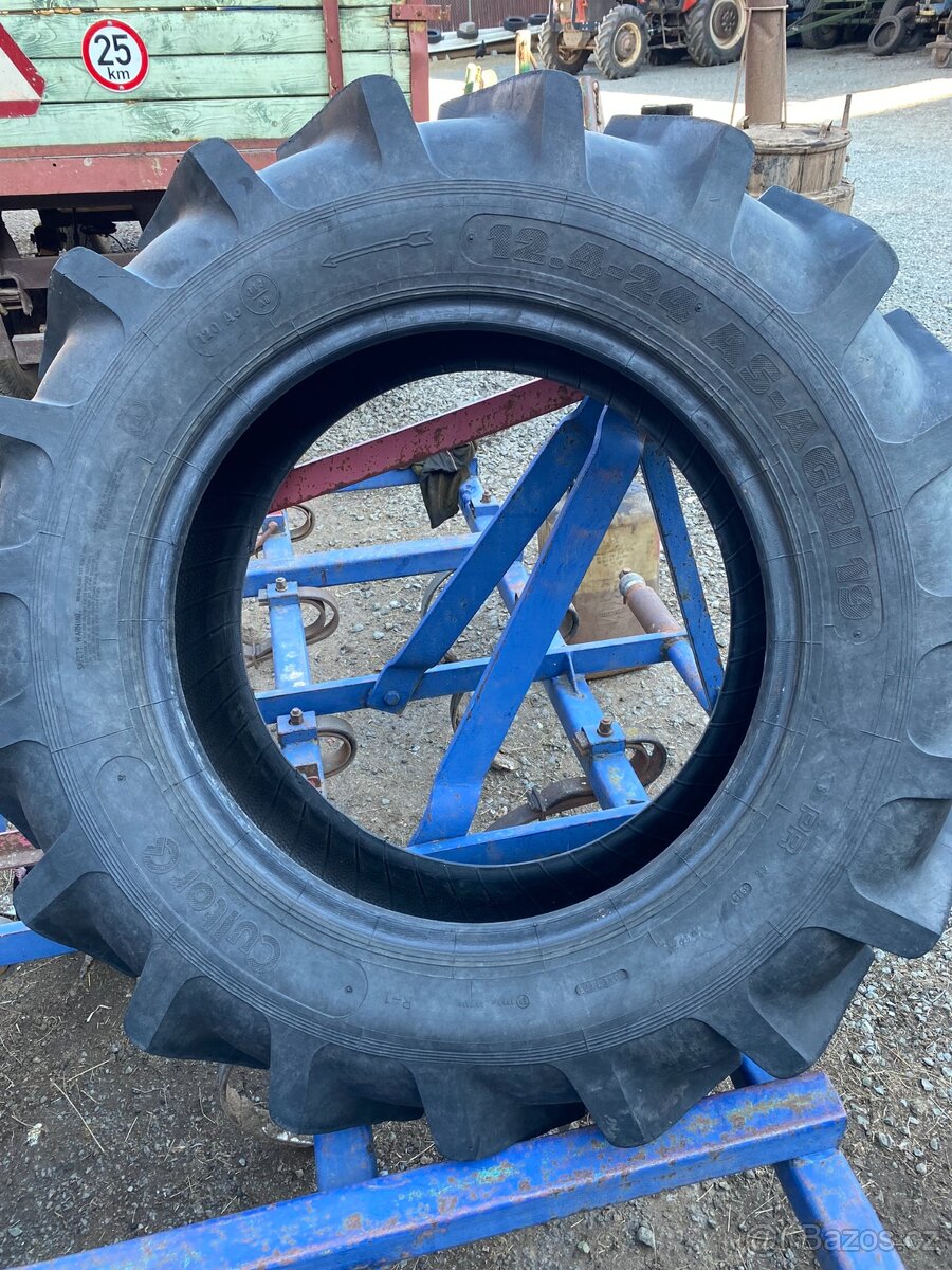 Traktorová pneumatika Cultor 12,4 - 24 PR8