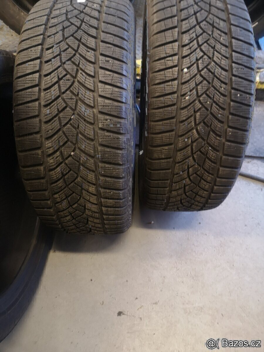 235/45 r18 235/45/18