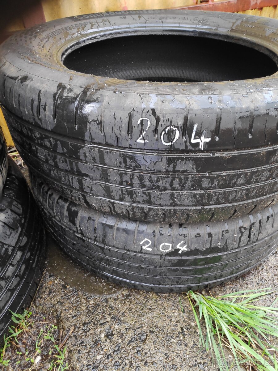 215/60R17 96H Continental