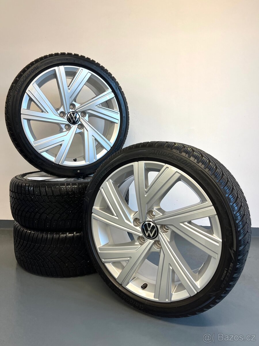 ❄️ Zimní Alu kola Bergamo, VW Golf 8, 5x112 r18