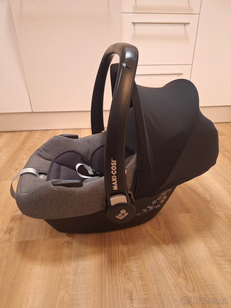 Autosedačka / vajíčko Maxi Cosi