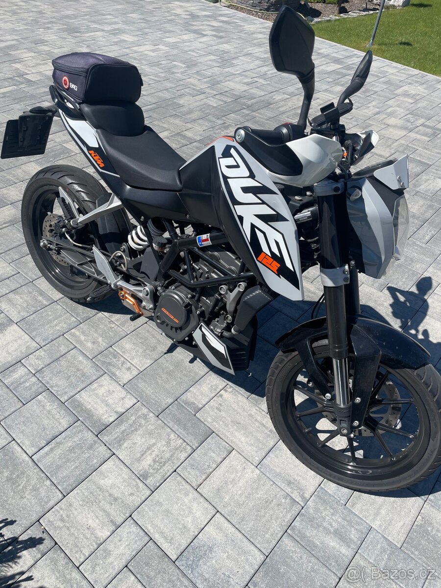 Ktm duke 125