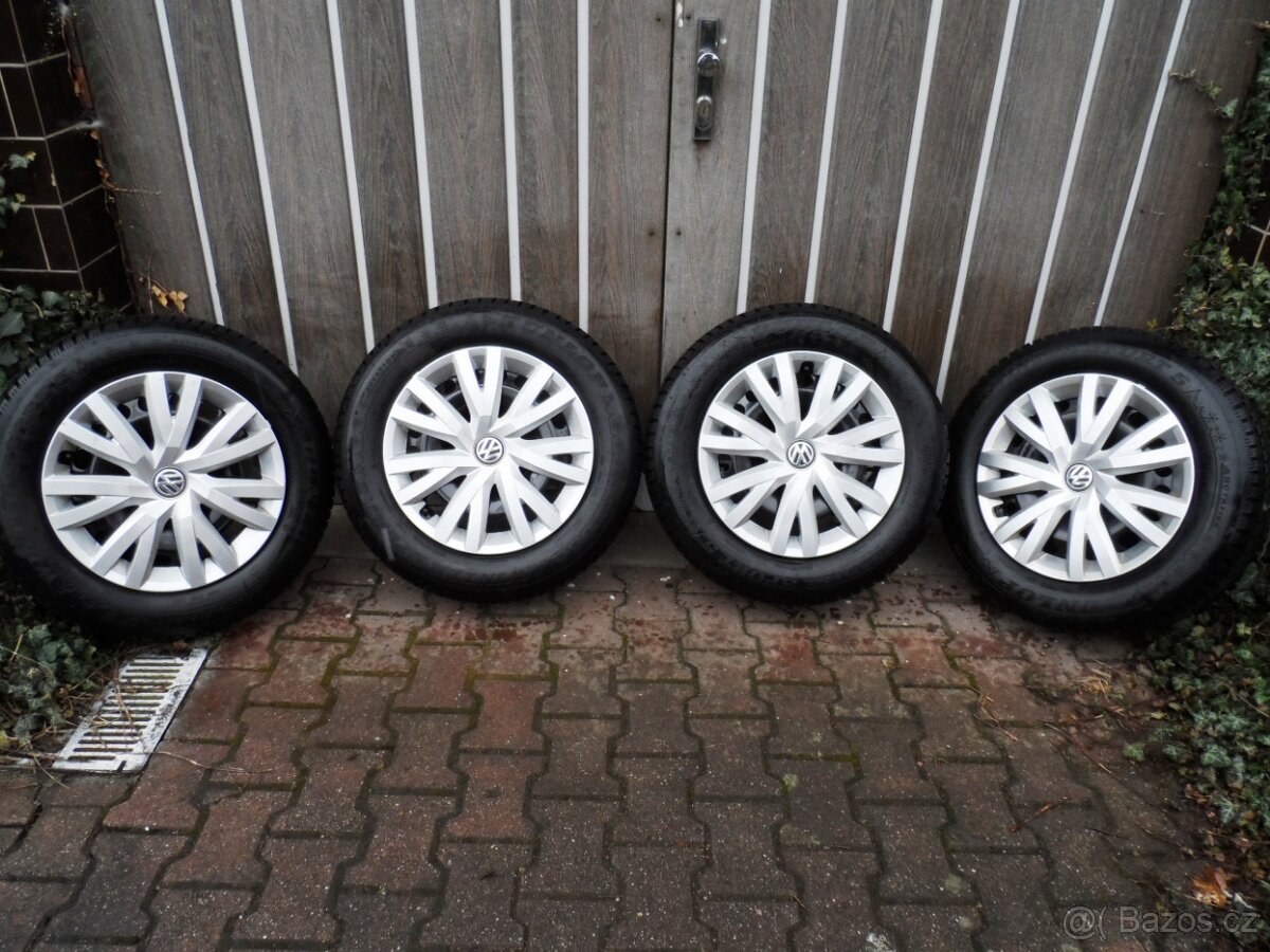Komplet Zimní Sada+ Poklice Dunlop 215/60/16 ET 41 5X112 -