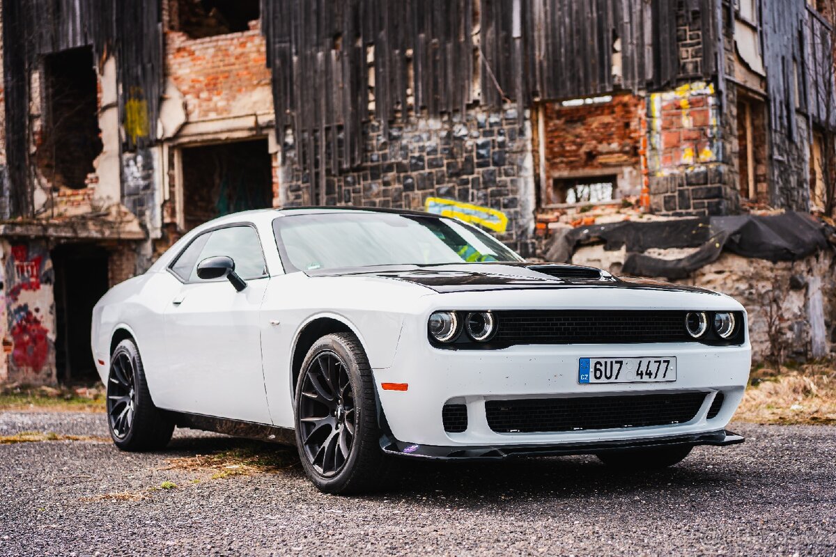 Dodge Challenger 5,7 R/T HEMI r.v. 2019 najeto 34 tkm