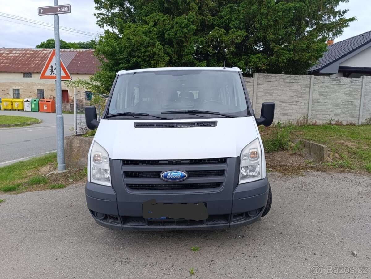 Ford Transit 2,2 TDCI 63kw VELICE ZACHOVALY TEMĚŘ BEZ